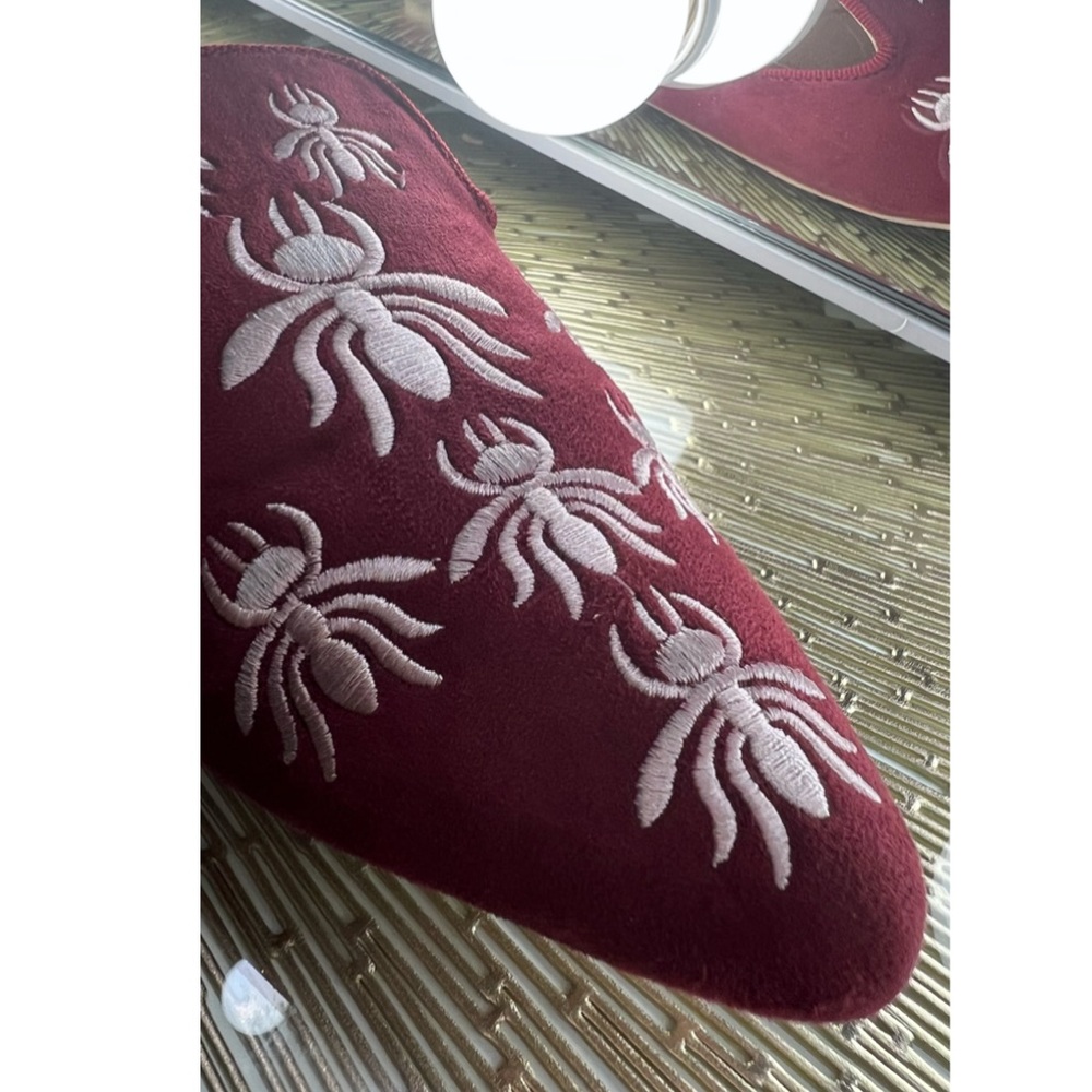 Cape Robin Wine Embroidered Suede Burlesque Western Lounge Mules 8.5 NWOT - Picture 10 of 10